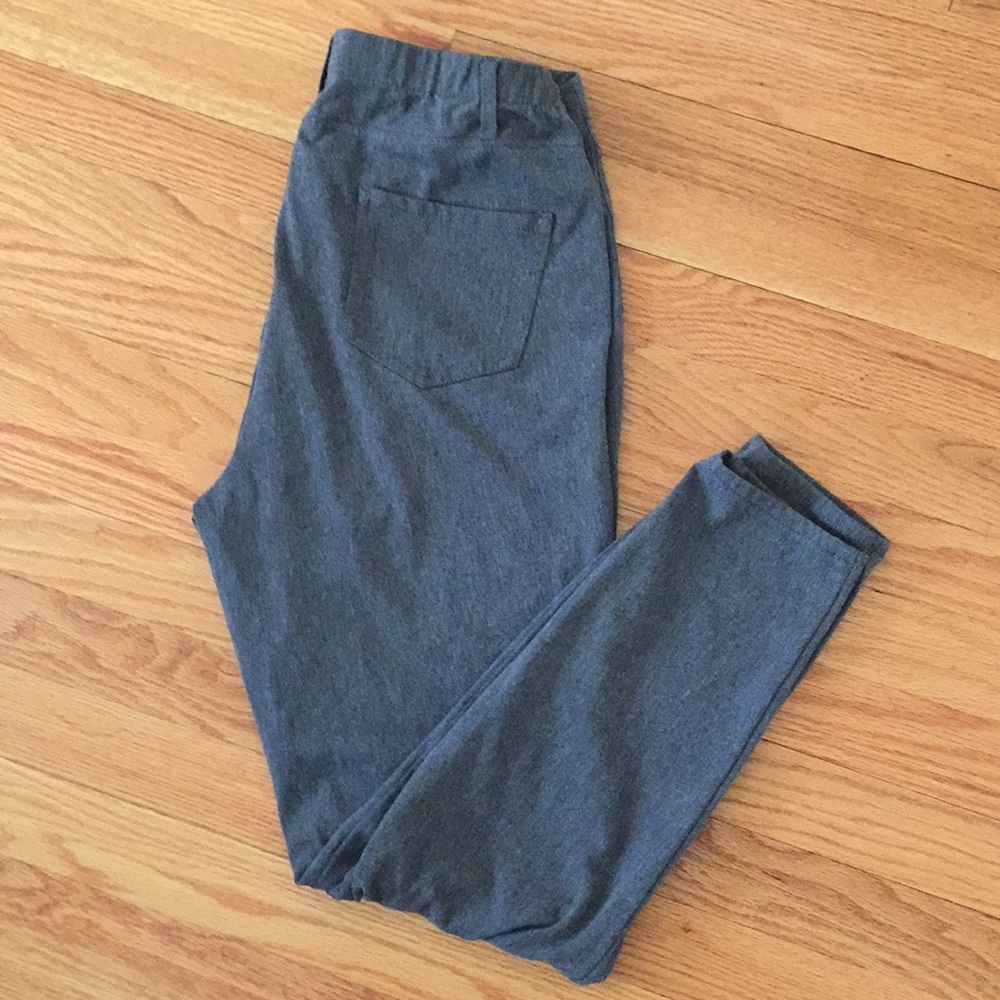 Gray jeggings